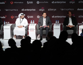 speaker addressing audience at ai smart data event